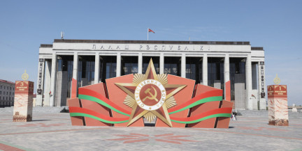 Праздник со слезами на глазах. Беларусь отмечает День Великой Победы