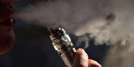 Школьник был госпитализирован после того, как покурил вейп