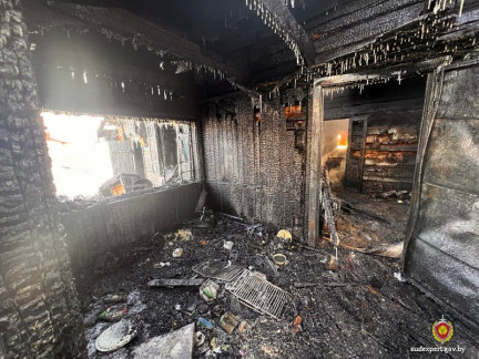 Мужчина отогревал трубы газовой горелкой и спалил дом пенсионерки в Бобруйском районе