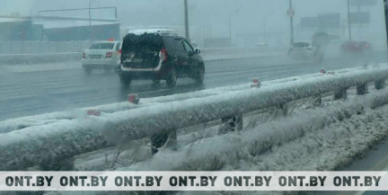 В Москве за сутки выпала месячная норма осадков из‑за сильного снегопада. ВИДЕО