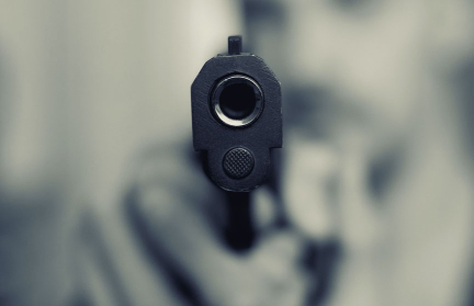 В США безумец убил беременную девушку, когда она отказалась делать аборт