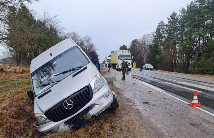 Маршрутка попала в ДТП под Быховом: что известно