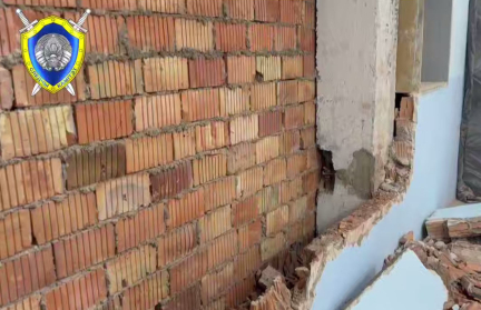 В Минске на рабочего обрушилась кирпичная стена – он в тяжелом состоянии