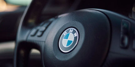 Пьяный подросток повредил BMW на минской парковке