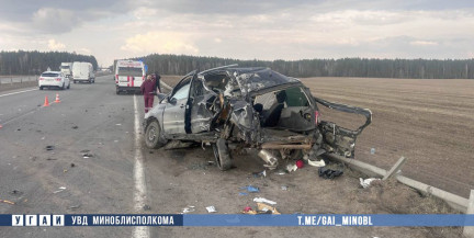 Серьезное ДТП в Смолевичском районе: столкнулись грузовик и легковушка