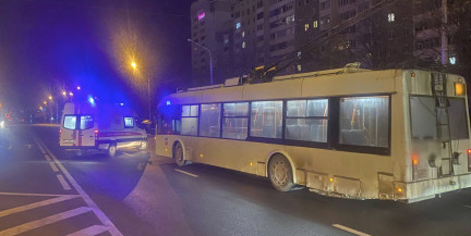В Минске водитель троллейбуса сбила женщину, переходившую дорогу на зеленый свет