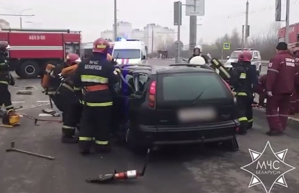 Легковушка столкнулась с троллейбусом в Бобруйске