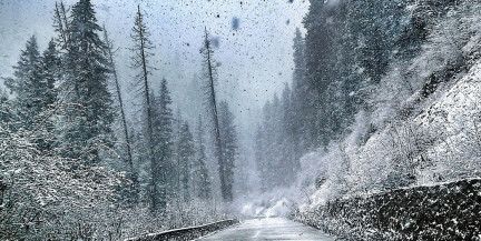 Снежная буря оставила без света более 210 тысяч домов в США