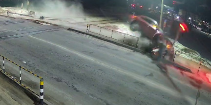 3,17 промилле в крови. Водитель Audi Q5 под влиянием алкоголя въехал в железнодорожный шлагбаум в Молодечно