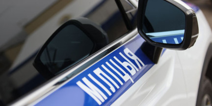 Понравились кроссовки. Минчанин похитил сумку со спортивной одеждой из незапертой машины