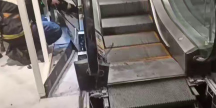 Проводка эскалатора загорелась в торговом центре в Минске