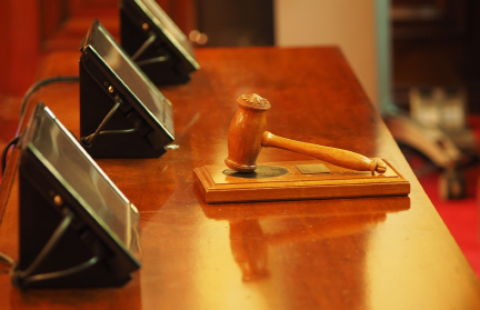 Директор агропредприятия в Воложинском районе получил взятку в крупном размере. Какое решение вынес суд?