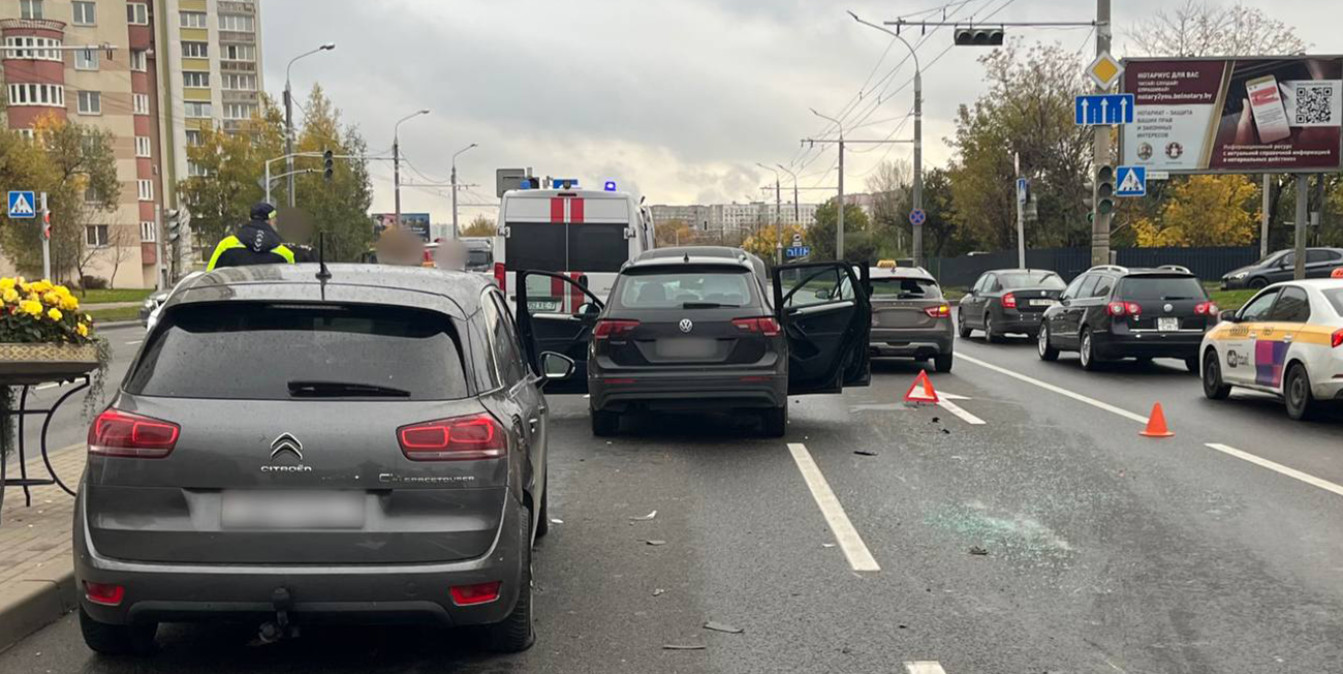 Массовая авария на Денисовской в Минске