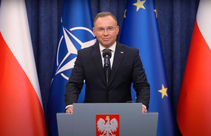 Дуда: Вашингтон не собирается сокращать присутствие американских военных в Польше и Европе