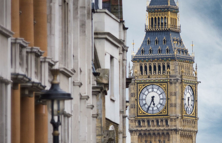 В Англии нашли мертвой 20-летнюю кузину британских принцев – Sun