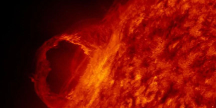 1 февраля на Солнце произошли три мощные вспышки