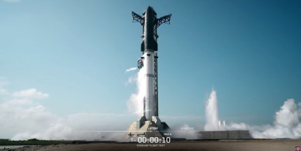 SpaceX запустила самую большую ракету в истории человечества