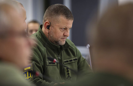 Залужный пообещал заставить выдуманного сына возвращать территории Украины