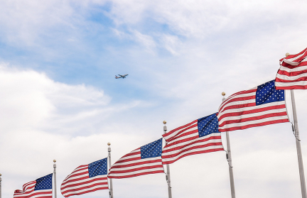 В Лос-Анджелесе продолжаются беспорядки
