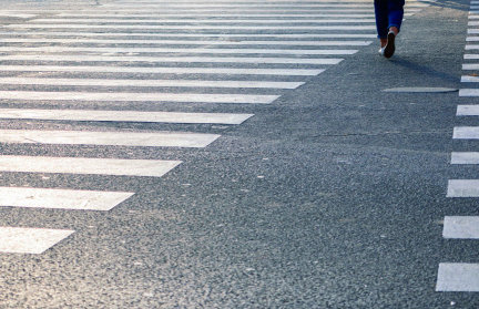 Парламент Словакии принял закон, ограничивающий скорость передвижения пешеходов