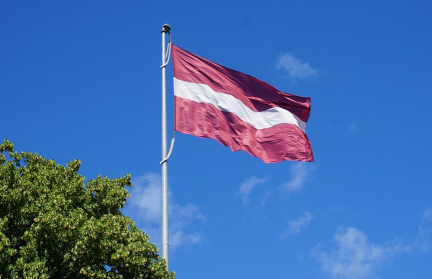 Латвия намерена запретить белорусам работать в некоторых отраслях