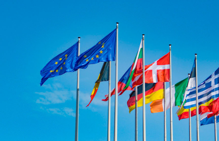 Эксперт: ЕС не может противостоять таким крупным державам, как Россия, Китай и США