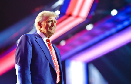 Дональд Трамп прокомментировал свое появление в образе Папы Римского