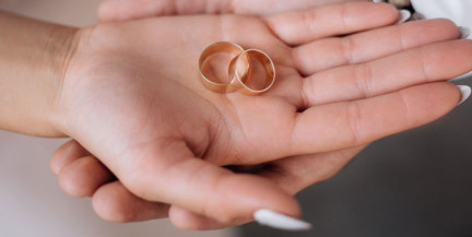 Во Франции на законодательном уровне хотят отменить супружеский долг