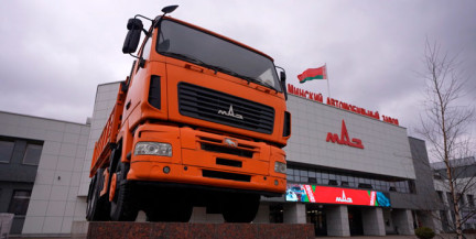 МАЗ расширяет сотрудничество с Азербайджаном и показывает пример продвижения продукции и расширения рынков