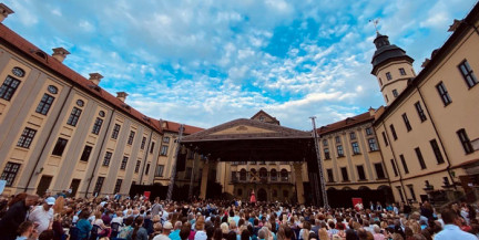 С 19 по 21 июня в 16-й раз Несвиж принимает «Вечера Большого театра Беларуси в замке Радзивиллов»