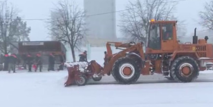 «Люди выходили и расчищали дворы». Глава ЖКХ – о последствиях циклона «Улли»