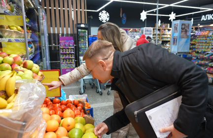 От ёлок до корзины для оливье: как работает белорусская система ценового регулирования – в репортаже ОНТ