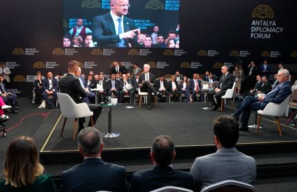 Что говорят в кулуарах Анталийского дипломатического форума – репортаж ОНТ