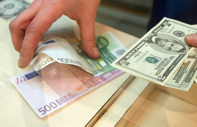 Евро и российский рубль подешевели на торгах 8 июля. Доллар, напротив, подорожал
