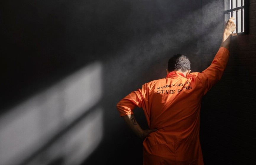 Отсидевший 44 года в тюрьме мужчина получит $25 млн