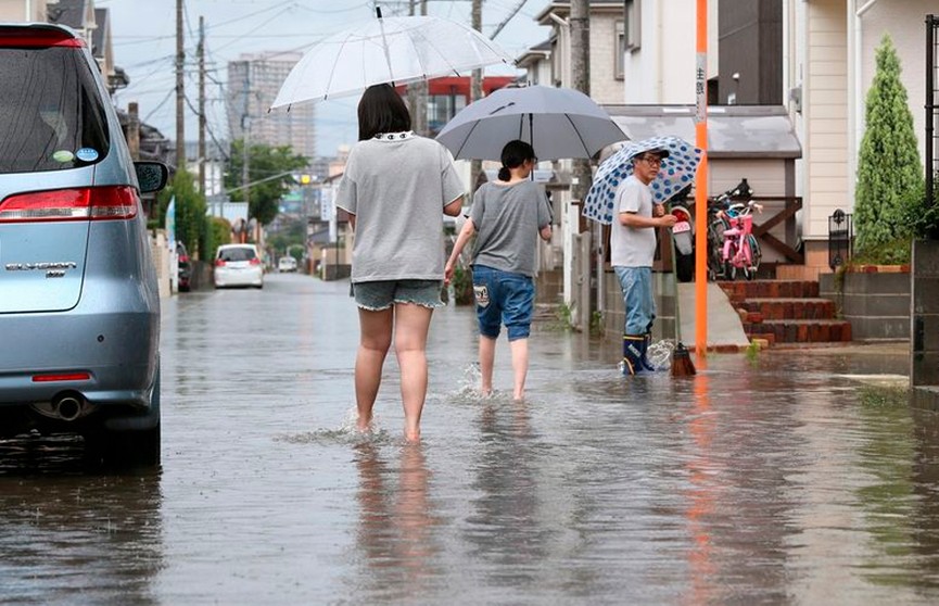 В Японии из-за сильных ливней эвакуировали более 110 тыс. человек