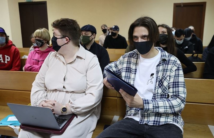 Суд приговорил Тиму Белорусских к двум годам «домашней химии»