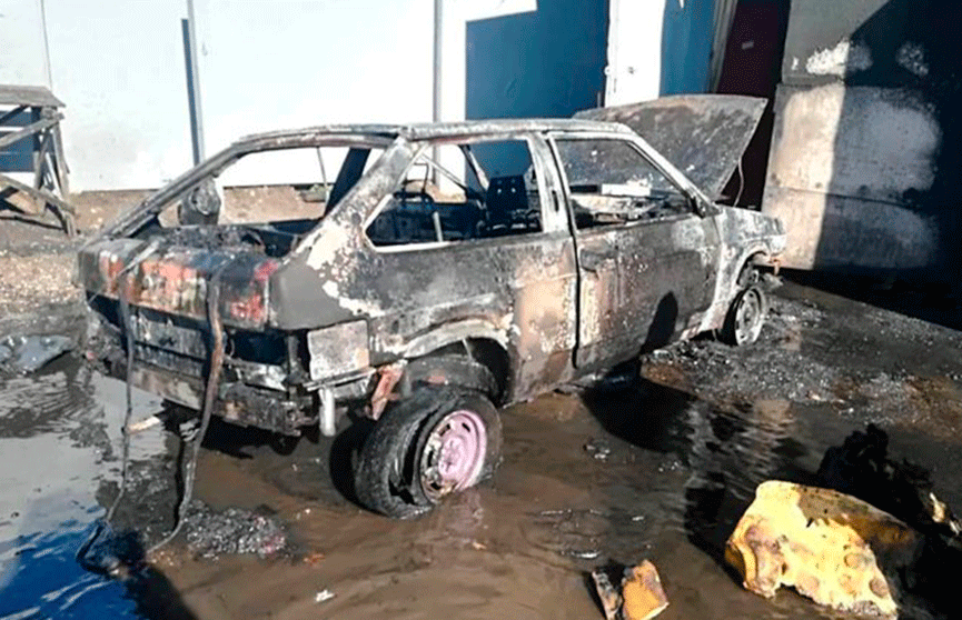 ​Ремонт автомобиля ВАЗ-2108 закончился пожаром