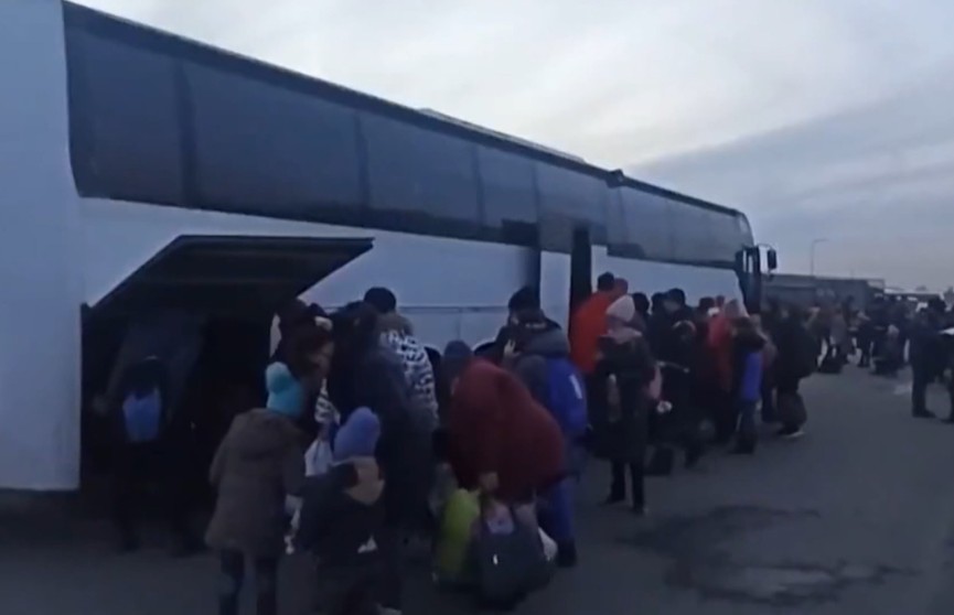 В Киеве подтвердили открытие гуманитарных коридоров