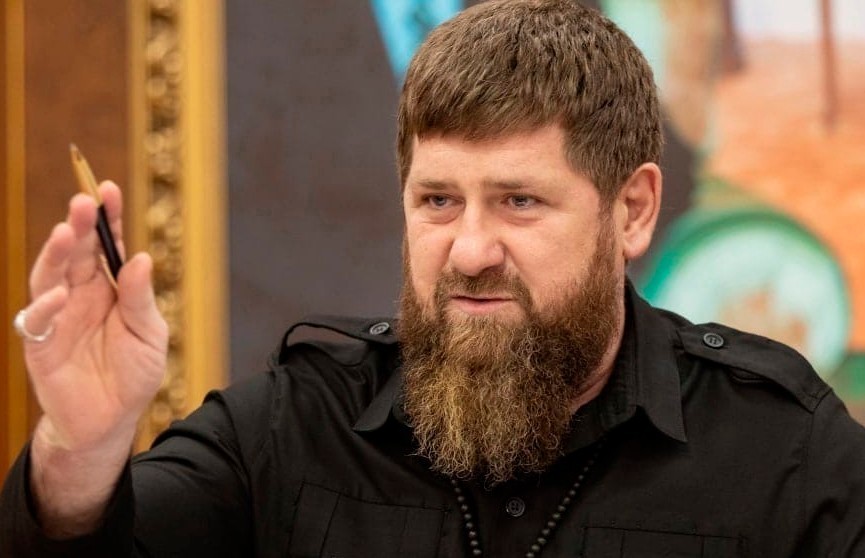 Кадыров пригласил гостей «голой» вечеринки в университет спецназа