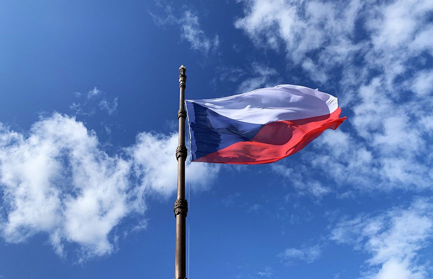 МИД Чехии предложил продлить запрет на выдачу виз белорусам на неограниченный срок
