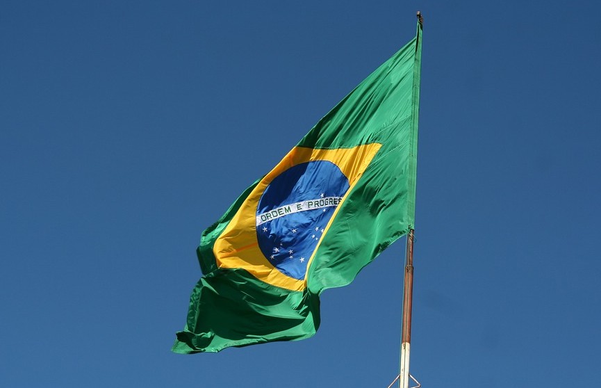 Президент Бразилии заявил, что украинцы «доверили юмористу определить судьбу нации»