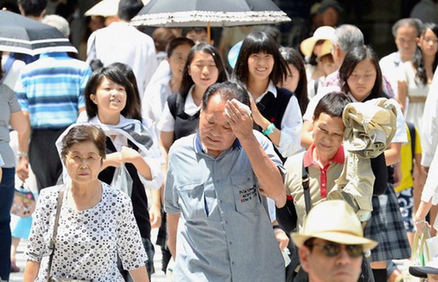 В Японии за сутки от жары погибли 13 человек
