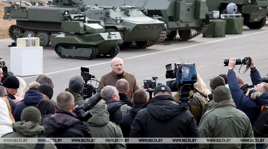 Лукашенко: Беларусь изменила подходы к оснащению войск, исходя из опыта спецоперации