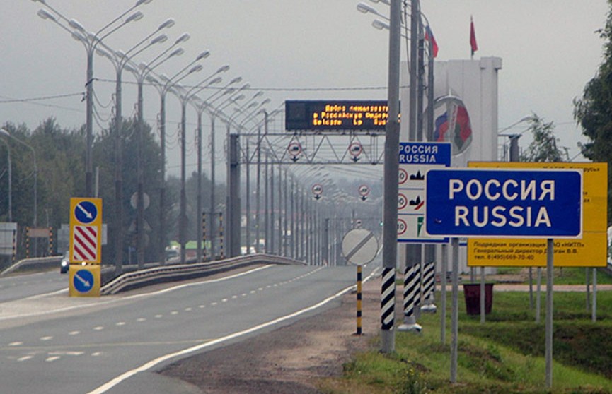 Граница России открыта для  транзита белорусов – правительство РФ