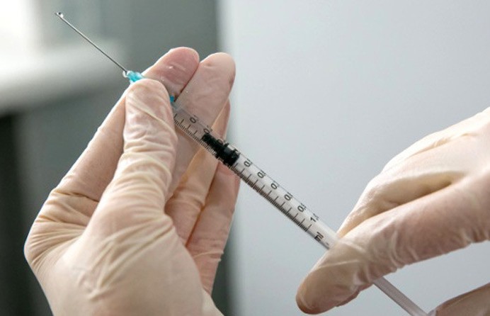 Лукашенко: в Беларуси планируется использовать 5-6 вакцин разных производителей