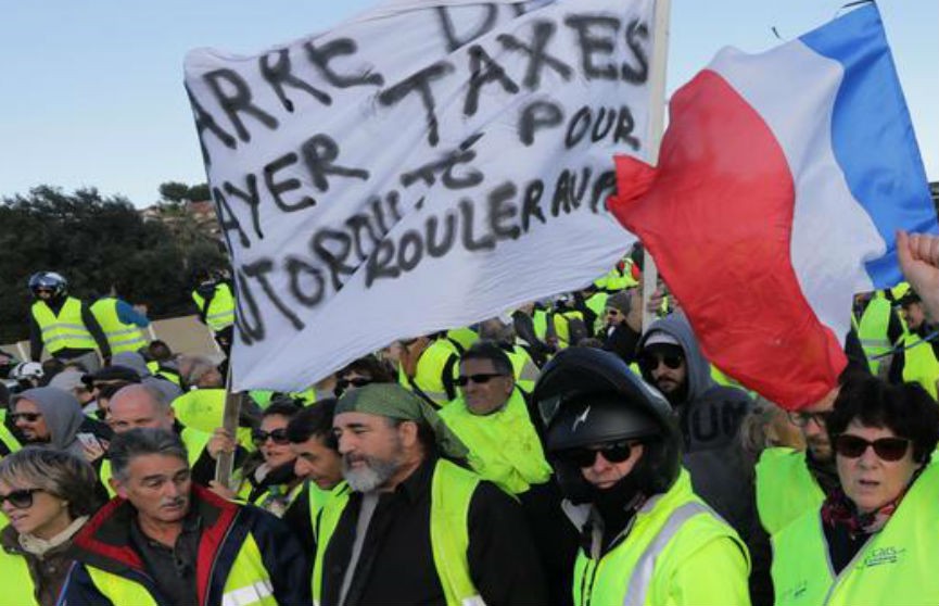 «Жёлтые жилеты» провели во Франции 15-ю по счёту акцию протеста