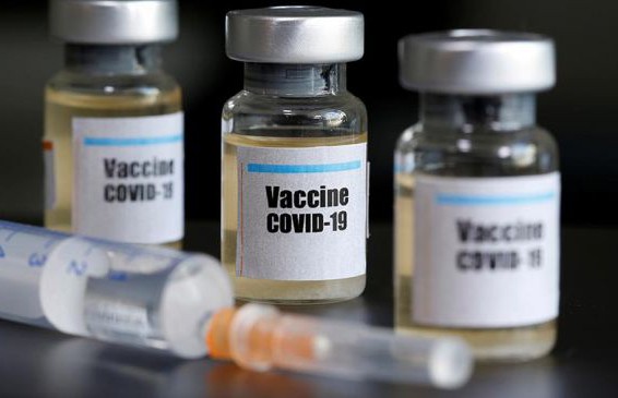 В Турции начали испытания отечественных вакцин от коронавируса на людях