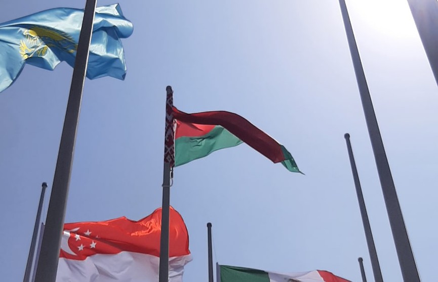 В Дохе состоялась церемония открытия Площади флагов накануне чемпионата мира по футболу