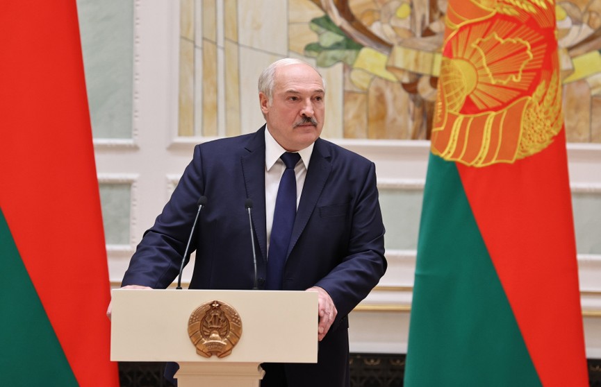 Лукашенко: Мы географический центр Европы, у Беларуси была и будет многовекторная внешняя политика